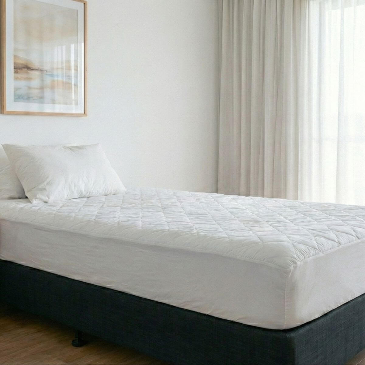 מגן מזרן כותנה רך ונושם של ברולי, יושב היטב ומכסה את המזרן לכל גובהו