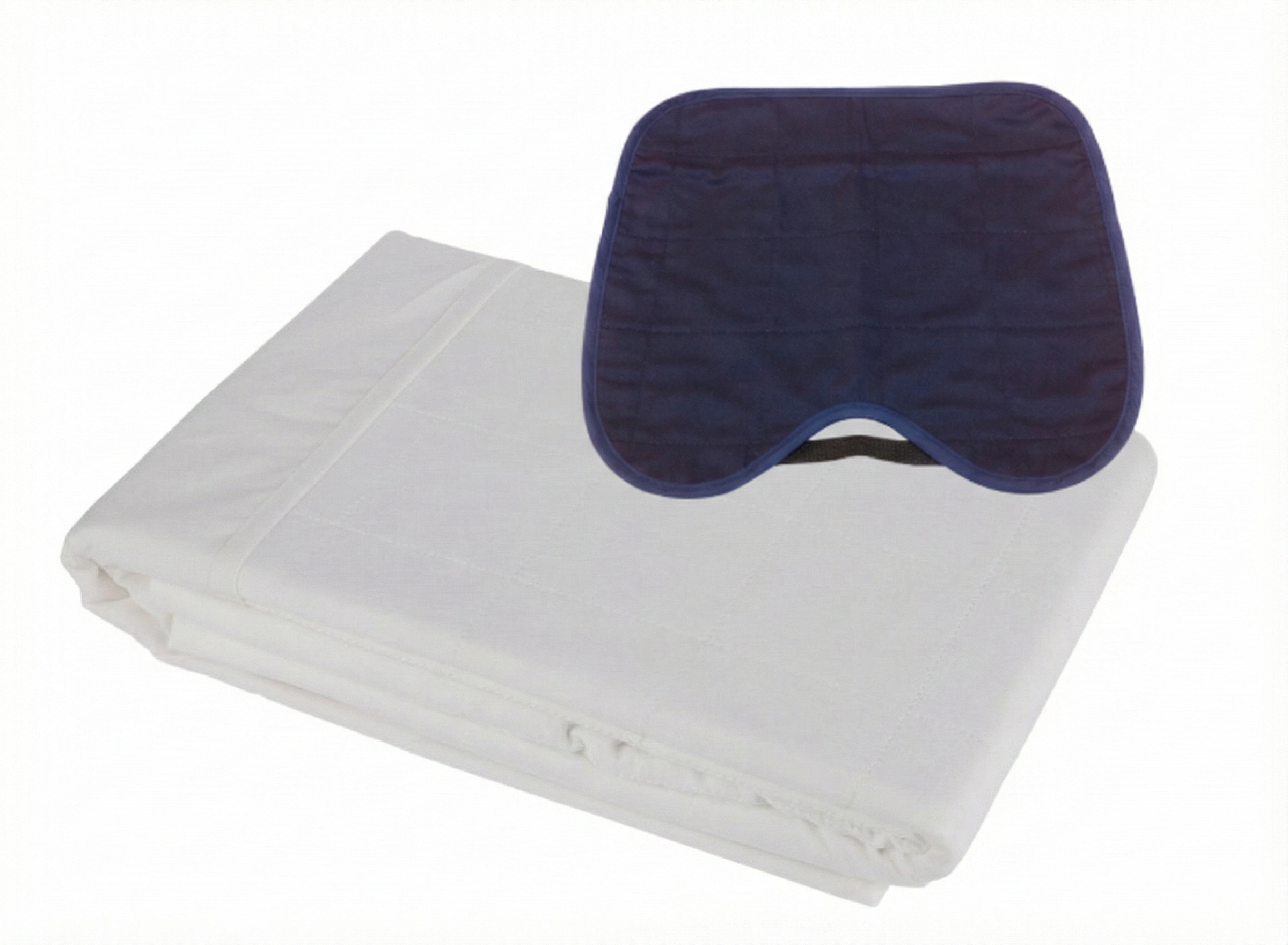 מארז גמילה מחיתולים: מגן מזרן סופג של ברולי יחד עם מגן מושב לרכב.