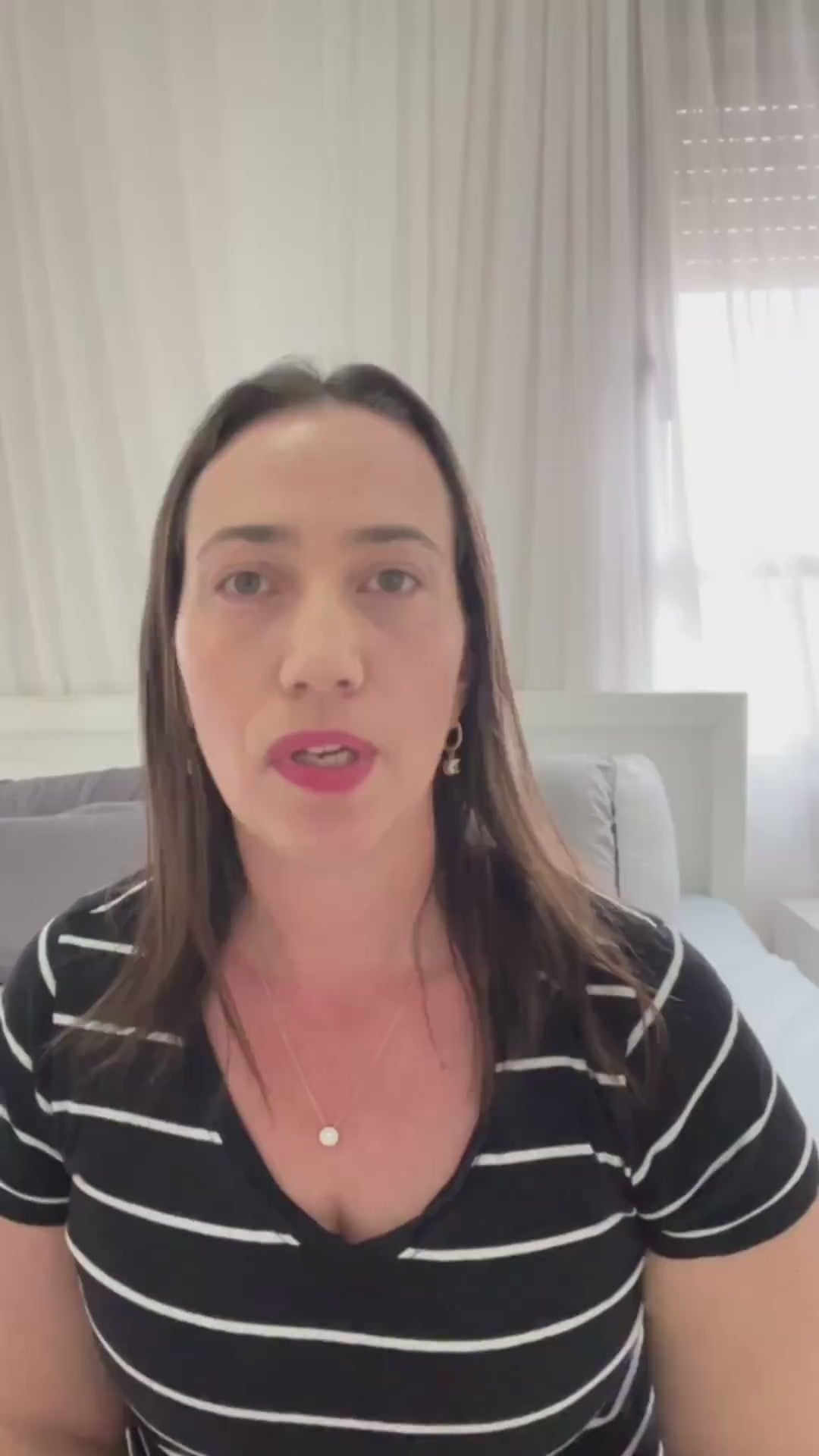 ענת מספרת על המגן מזרן של ברולי שרכשה לסבתא שלה